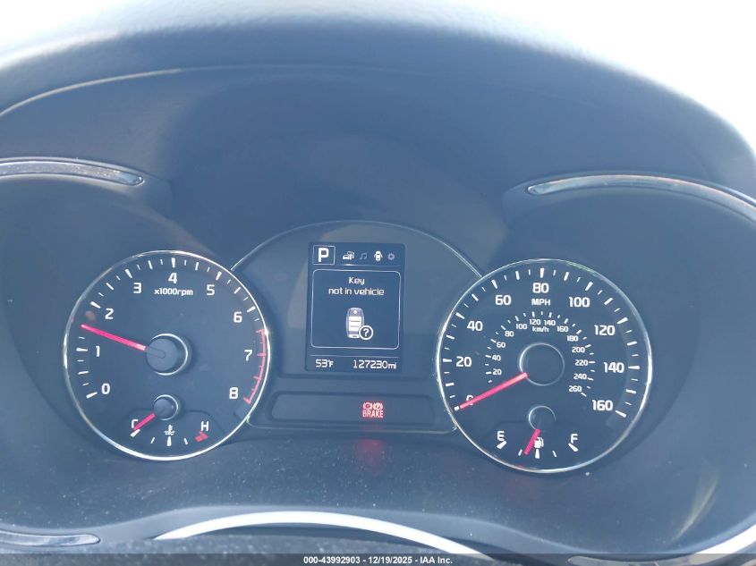 2017 Kia Forte Ex VIN: 3KPFL4A89HE102073 Lot: 43992903