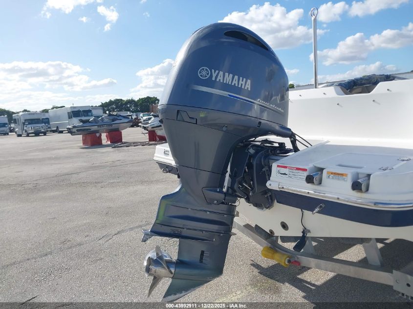 2022 Godfrey Other VIN: GDY62768H122 Lot: 43992911