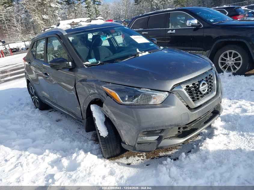3N1CP5CU9JL523531 2018 Nissan Kicks Sr auction photo 1