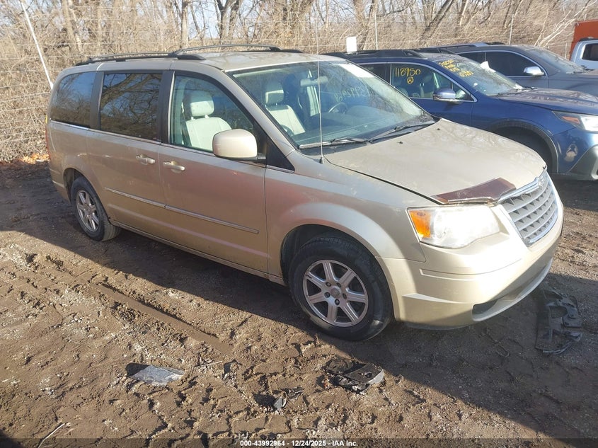 2A4RR8DX5AR457116 2010 Chrysler Town & Country Touring Plus auction photo 1