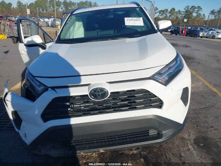 2025 Toyota Rav4 Xle VIN: 2T3P1RFV8SW521095 Lot: 43993021