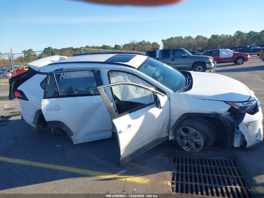 2025 Toyota Rav4 Xle VIN: 2T3P1RFV8SW521095 Lot: 43993021