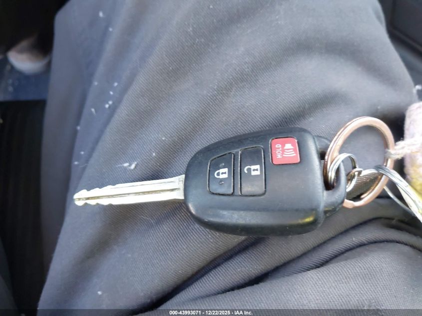 2014 Toyota Rav4 Xle VIN: 2T3RFREVXEW174658 Lot: 43993071