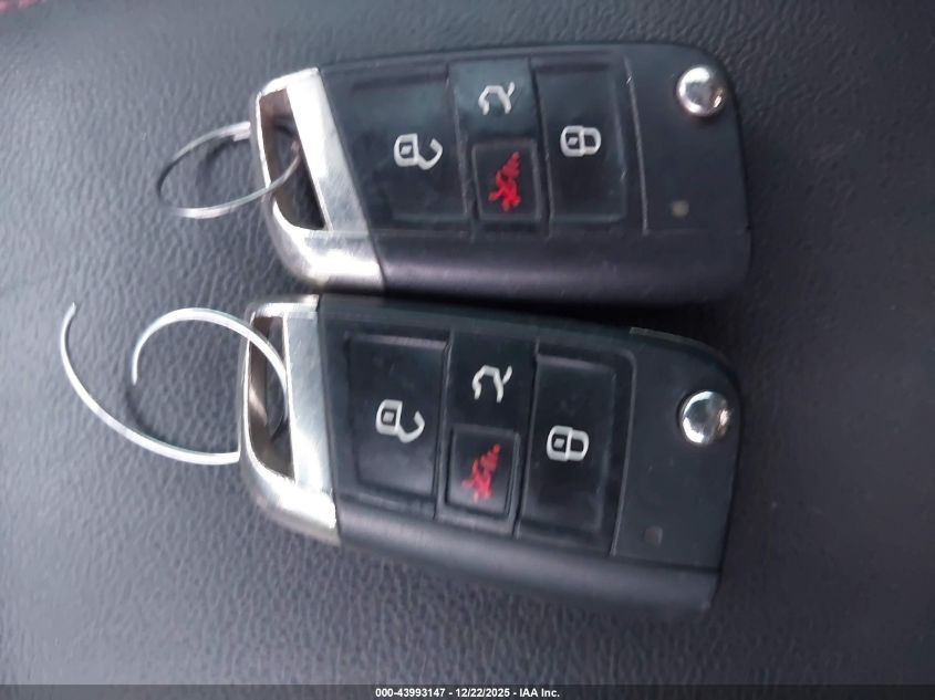 2015 Volkswagen Golf Gti 2.0T Se 2-Door VIN: 3VWYT7AU2FM095779 Lot: 43993147