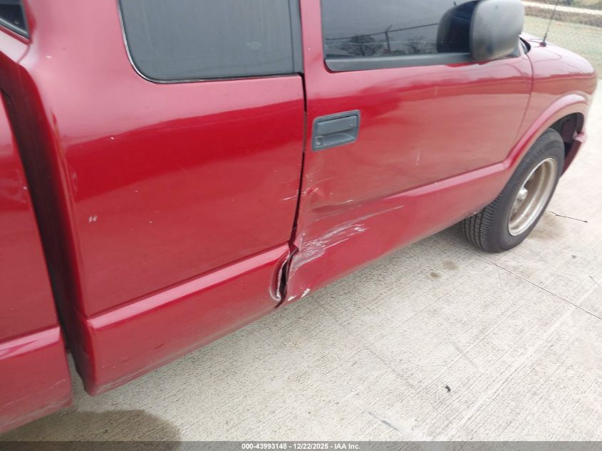 2003 GMC Sonoma Sls VIN: 1GTCS19H138268051 Lot: 43993148