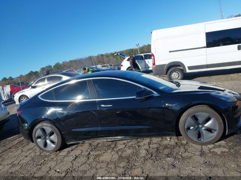 2018 Tesla Model 3 Long Range/Performance VIN: 5YJ3E1EB9JF054737 Lot: 43993298