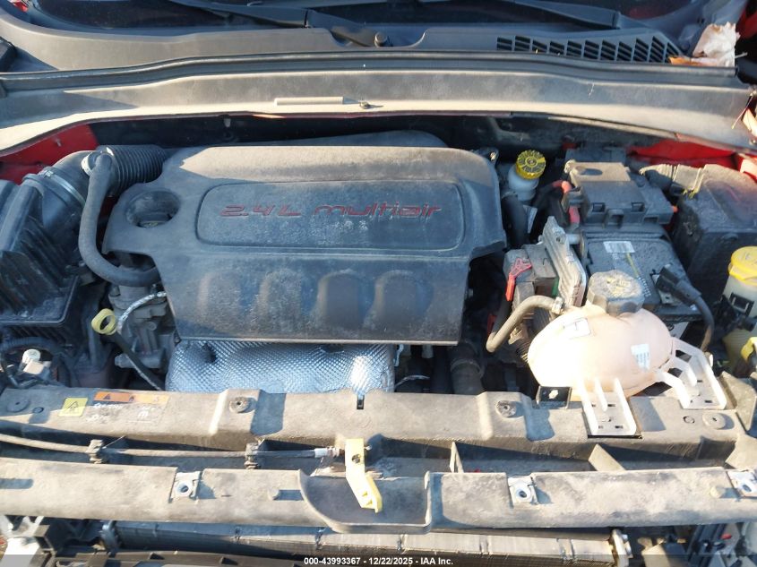 2016 Jeep Renegade Latitude VIN: ZACCJBBT2GPE05276 Lot: 43993367