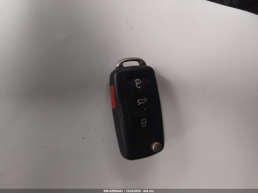 2012 Volkswagen Jetta 2.0L Tdi VIN: 3VWLL7AJ6CM360506 Lot: 43993441