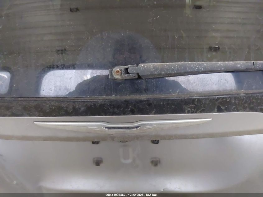 2017 Chrysler Pacifica Touring-L VIN: 2C4RC1BG2HR593487 Lot: 43993462