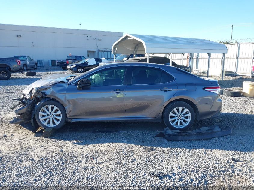 2020 Toyota Camry Le VIN: 4T1C11AK0LU385424 Lot: 43993465