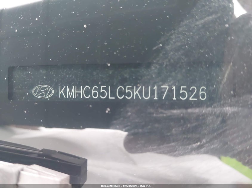 VIN KMHC65LC5KU171526 2019 HYUNDAI IONIQ HYBRID BLUE