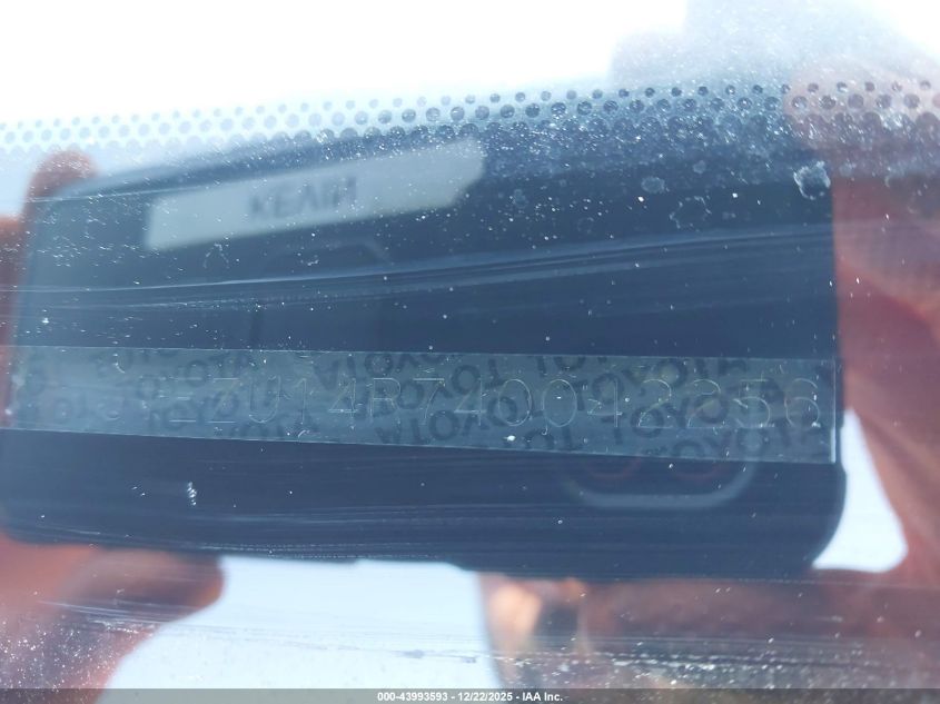 2004 Toyota 4Runner Sr5 V6 VIN: JTEZU14R740042256 Lot: 43993593