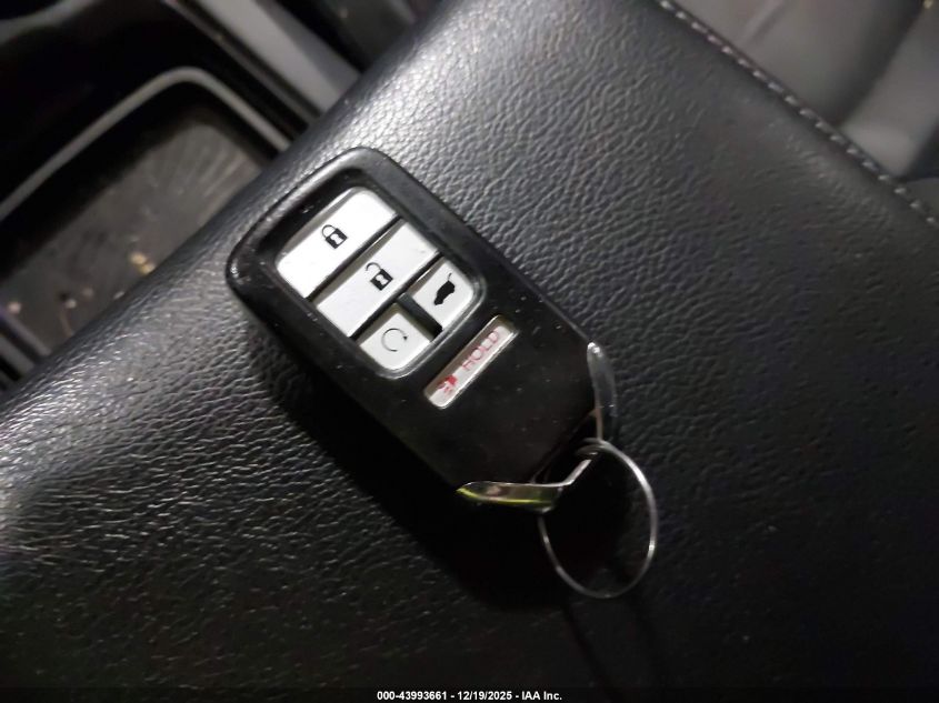 2017 Honda Cr-V Touring VIN: 2HKRW2H97HH649877 Lot: 43993661