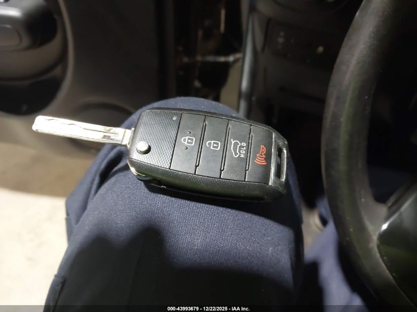 2018 Kia Soul VIN: KNDJN2A2XJ7623765 Lot: 43993679