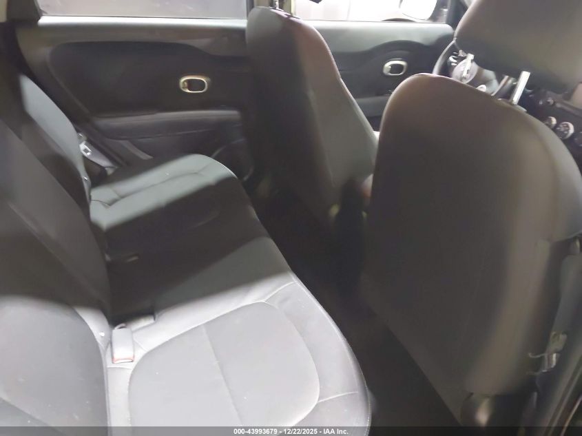 2018 Kia Soul VIN: KNDJN2A2XJ7623765 Lot: 43993679