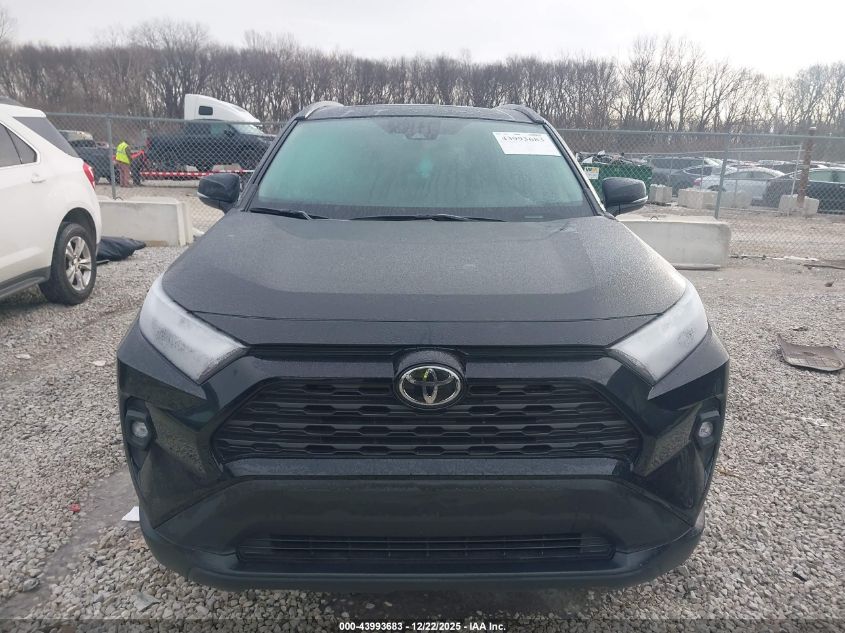 2024 Toyota Rav4 Xle Premium VIN: 2T3A1RFV9RC402215 Lot: 43993683