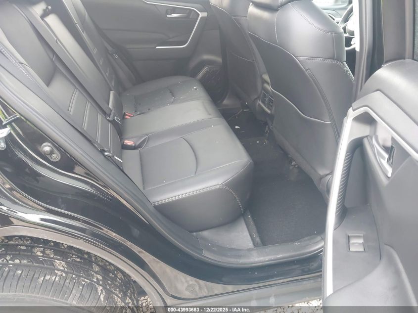 2024 Toyota Rav4 Xle Premium VIN: 2T3A1RFV9RC402215 Lot: 43993683