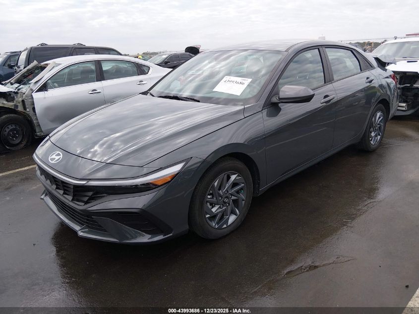 2024 Hyundai Elantra Sel