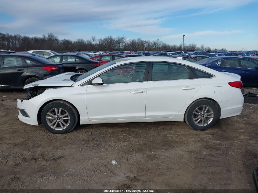 2016 Hyundai Sonata Se VIN: 5NPE24AF3GH399283 Lot: 43993977