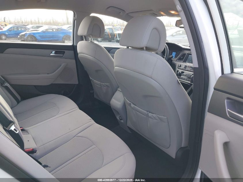 2016 Hyundai Sonata Se VIN: 5NPE24AF3GH399283 Lot: 43993977