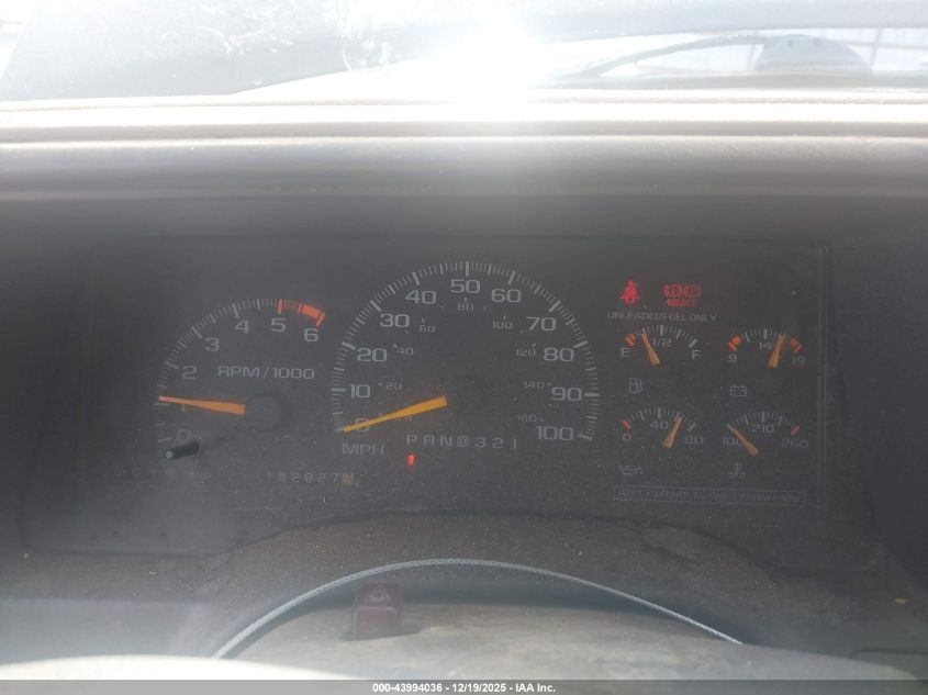 1996 GMC Yukon VIN: 3GKEK18R7TG522444 Lot: 43994036