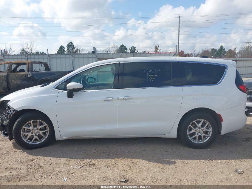 2023 Chrysler Pacifica Touring L VIN: 2C4RC1BG1PR533117 Lot: 43994161