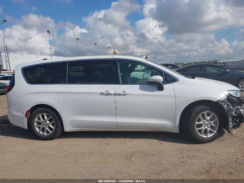 2023 Chrysler Pacifica Touring L VIN: 2C4RC1BG1PR533117 Lot: 43994161