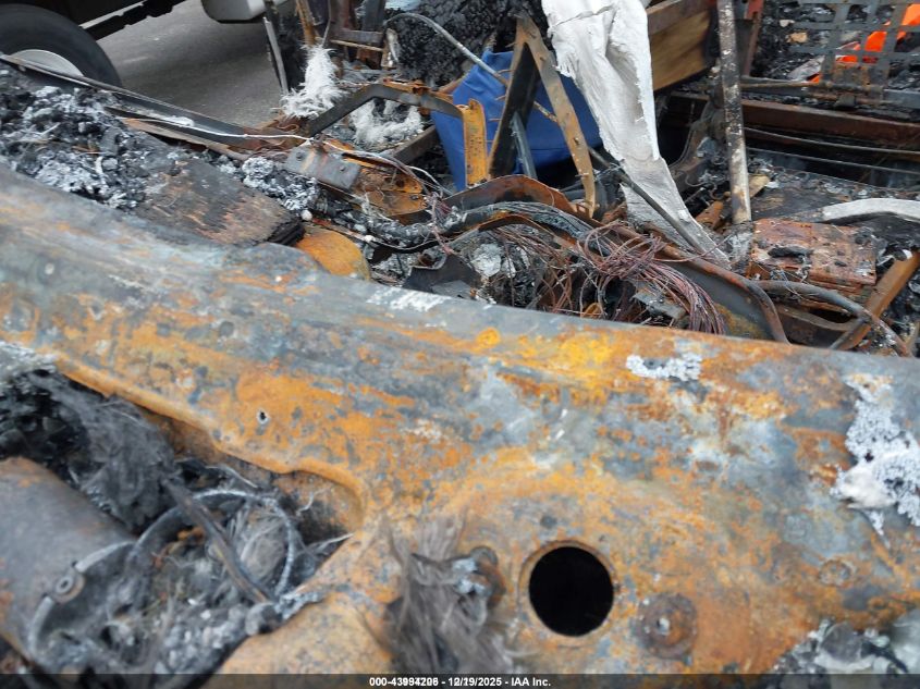 1994 Ford Econoline E350 Cutaway Van VIN: 1FDKE30G4RHB21598 Lot: 43994206