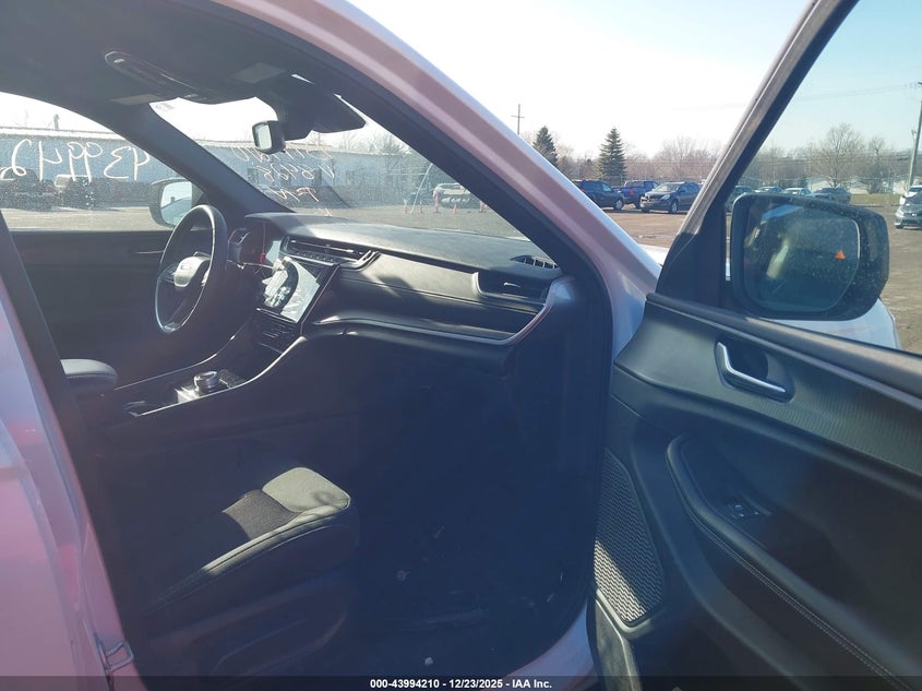 2024 Jeep Grand Cherokee L Laredo