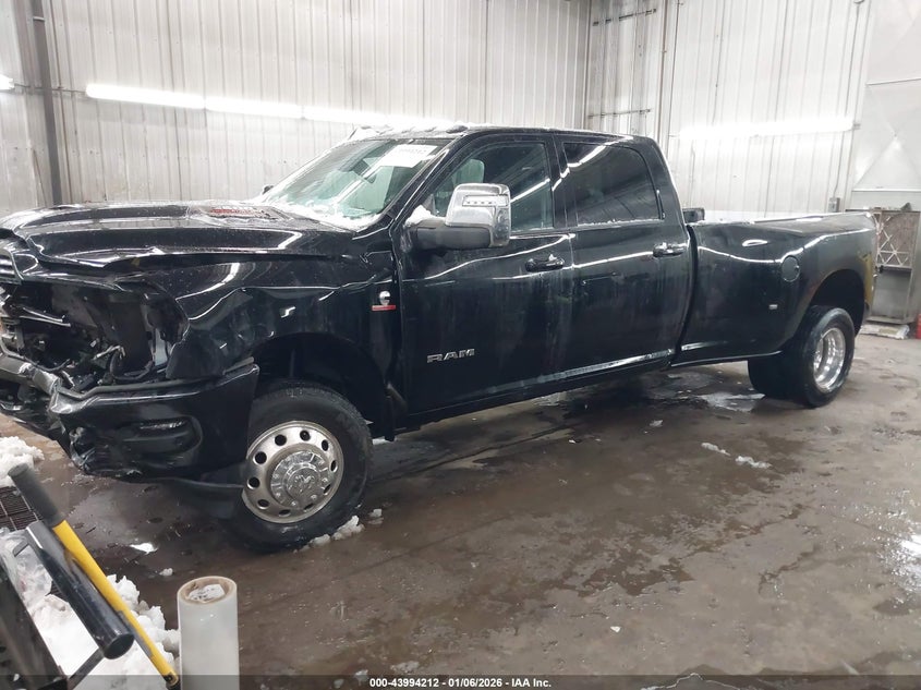 2024 Ram 3500 Laramie 4X4 8' Box