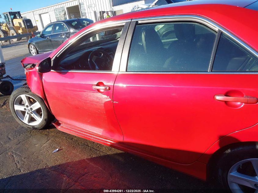 2014 Toyota Camry Se VIN: 4T1BF1FK4EU768825 Lot: 43994261