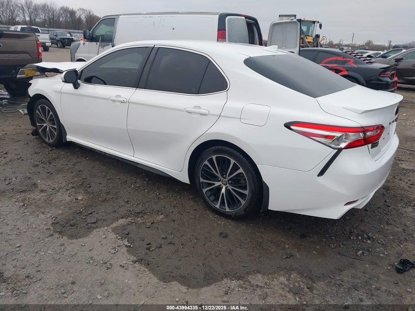 2020 Toyota Camry Se