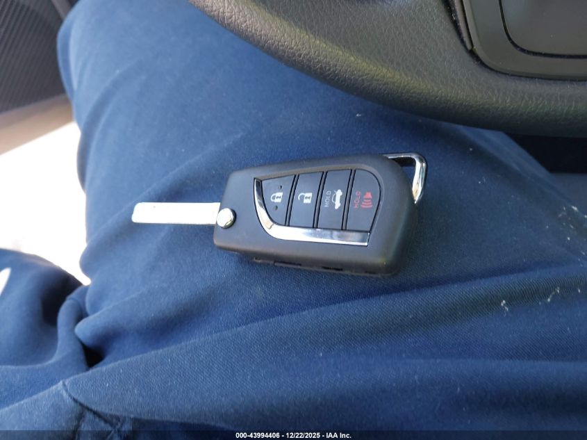 2026 Toyota Corolla Le VIN: 5YFB4MDE4TP388208 Lot: 43994406