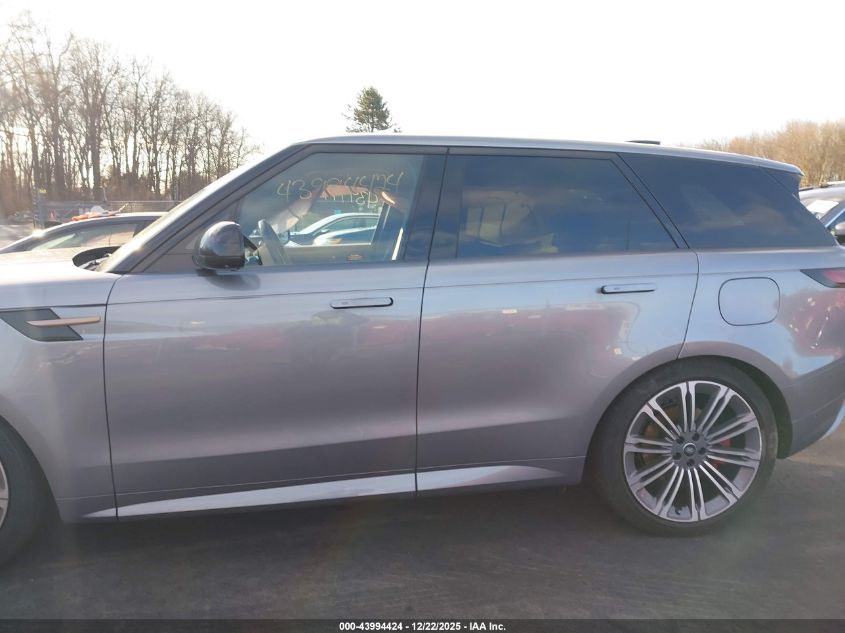 2025 Land Rover Range Rover Sport P460 Dynamic Se VIN: SAL1L9E44SA457847 Lot: 43994424