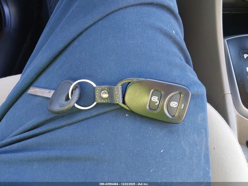 2017 Hyundai Accent Value Edition VIN: KMHCT4AEXHU357725 Lot: 43994464