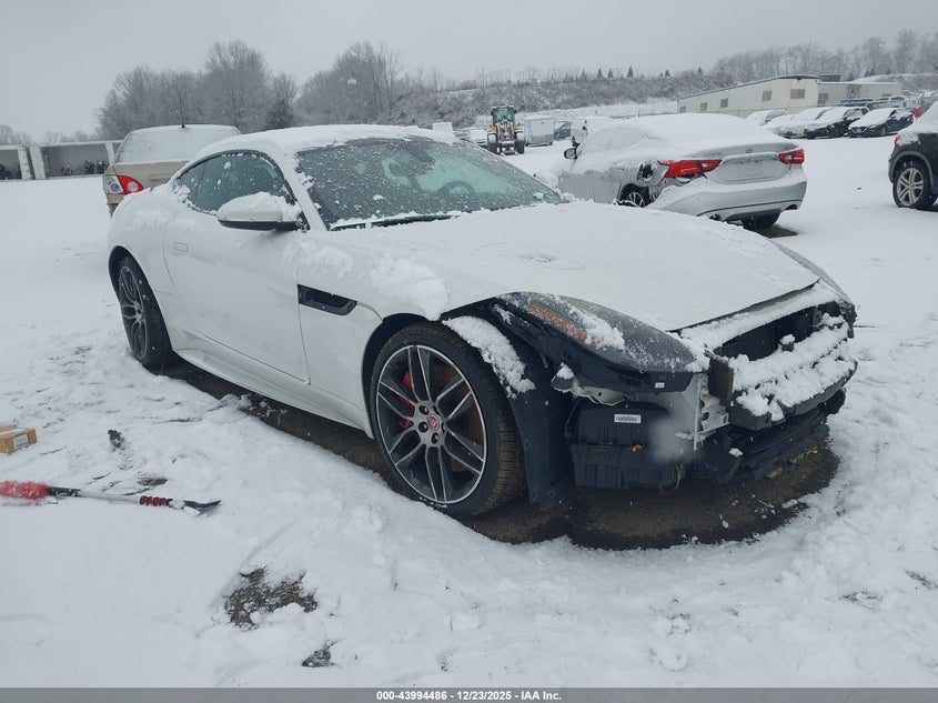 2016 Jaguar F-Type R