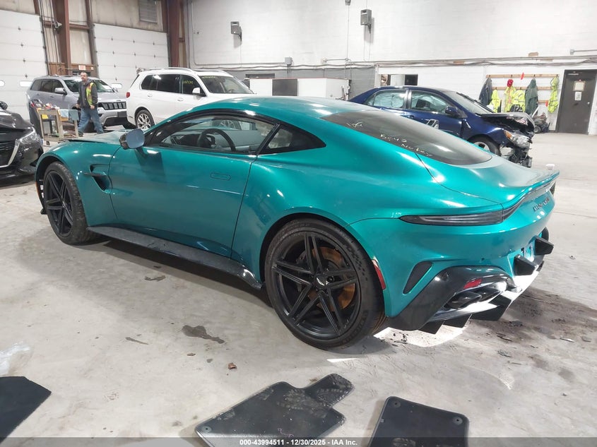 2025 ASTON MARTIN VANTAGE auction photo 3