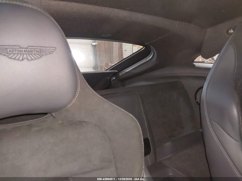 2025 ASTON MARTIN VANTAGE auction photo 8