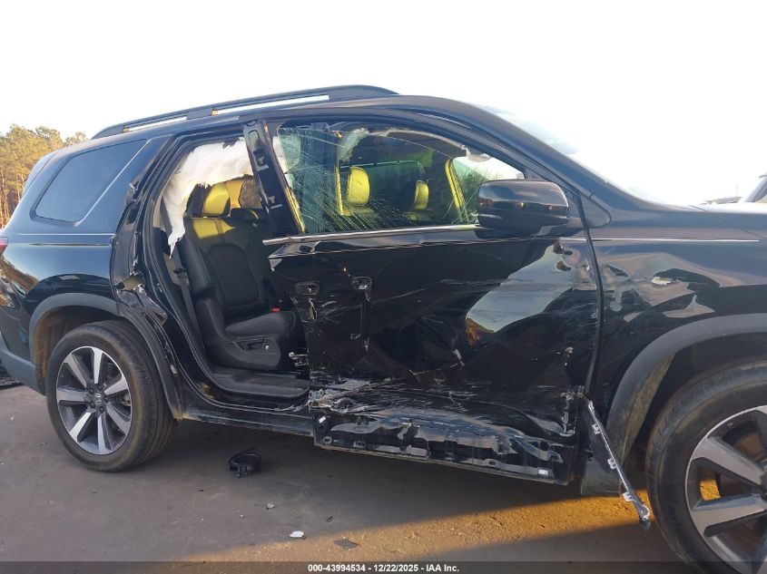 2024 Honda Pilot Touring VIN: 5FNYG2H71RB007002 Lot: 43994534