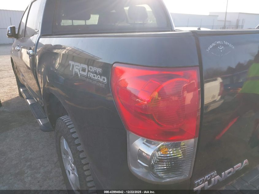 2008 Toyota Tundra Limited 5.7L V8 VIN: 5TBDV58118S518505 Lot: 43994542