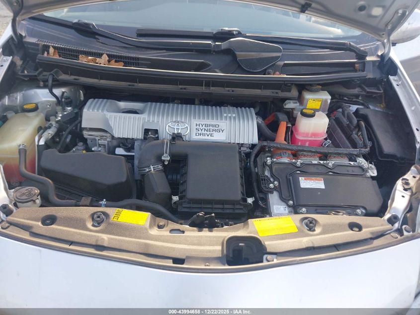 2013 Toyota Prius Two VIN: JTDKN3DU8D5548068 Lot: 43994658