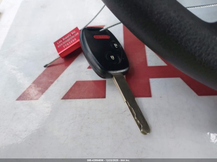 2011 Honda Fit VIN: JHMGE8H32BS002660 Lot: 43994696