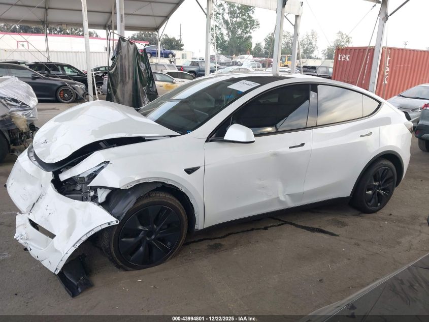 2025 Tesla Model Y Long Range Dual Motor Rear-Wheel Drive VIN: 7SAYGDED7SF221636 Lot: 43994801