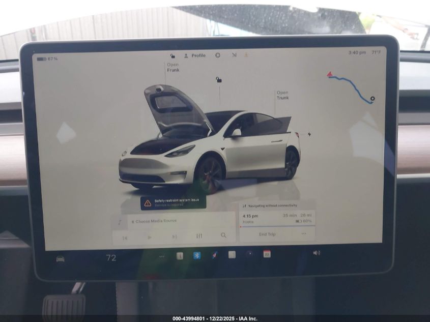 2025 Tesla Model Y Long Range Dual Motor Rear-Wheel Drive VIN: 7SAYGDED7SF221636 Lot: 43994801