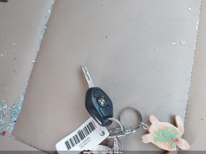 2004 BMW 325Xi VIN: WBAEU33434PR09404 Lot: 43994833