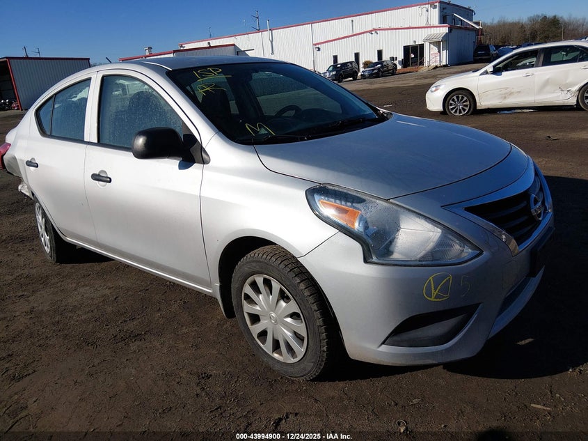 3N1CN7AP5FL949643 2015 Nissan Versa 1.6 S auction photo 1