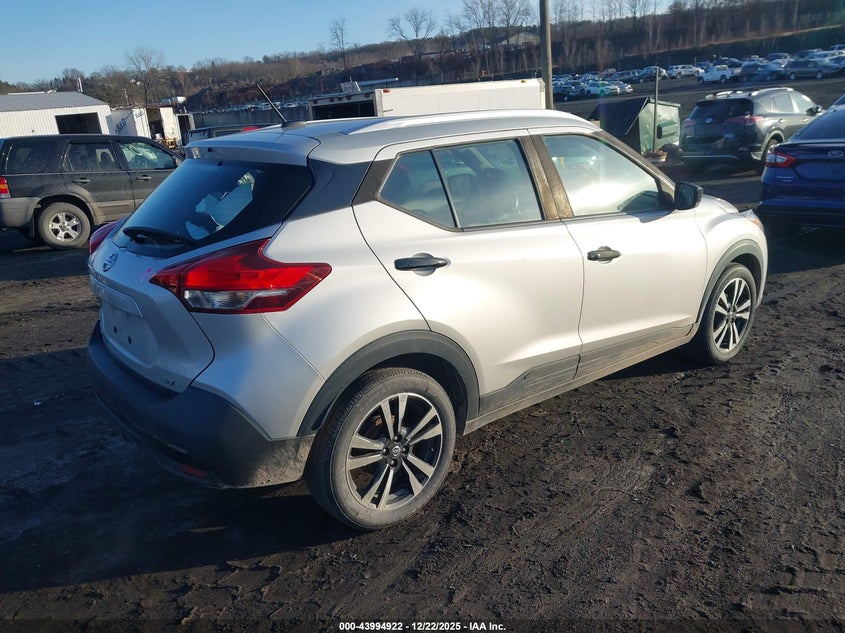 2019 Nissan Kicks Sv