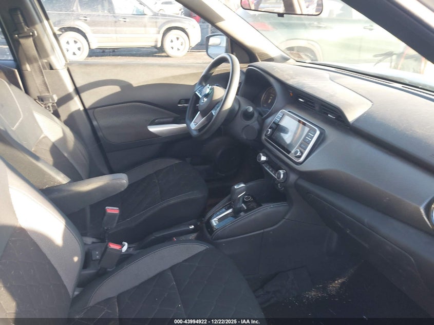 2019 Nissan Kicks Sv