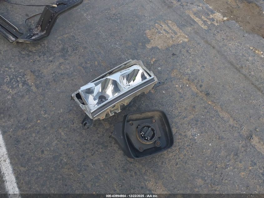 1997 Toyota Land Cruiser VIN: JT3HJ85J8V0156332 Lot: 43994984