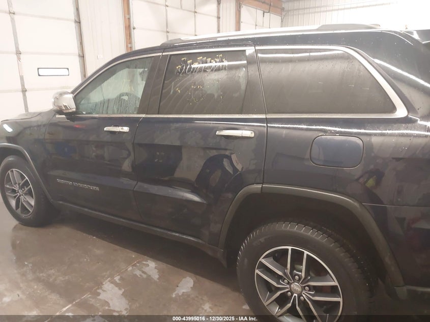VIN 1C4RJFBGXJC244126 2018 JEEP GRAND CHEROKEE LIMITED 4X4